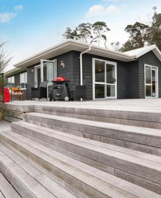 Whiritoa Casa | Hosts on the Coast Whiritoa Retreat