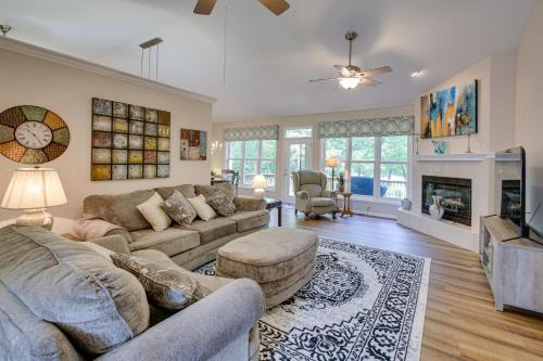 Hot Springs Village Casa | Hot Springs Village Home with Golf Course View