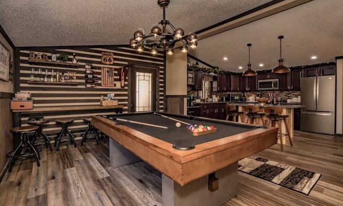 Sevierville Cabaña | Hot Tub and Fire Pit, Conveniently Situated betwee