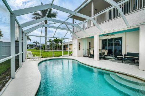 Caloosahatchee Casa | Hot Tub and Fire Pit Spacious Cape Coral Oasis!