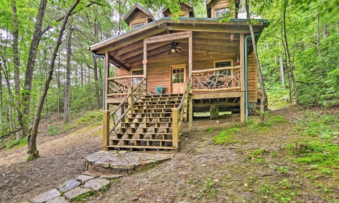 Asheville Casa | Hot Tub and Furnished Porch Balsam Grove Cabin