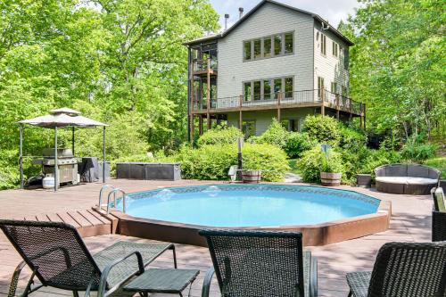 Landrum Casa | Hot Tub and Trail Access Treehouse in Landrum!
