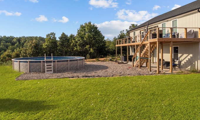 Waverly Apartamento | Hot tub at Devildog Ridge
