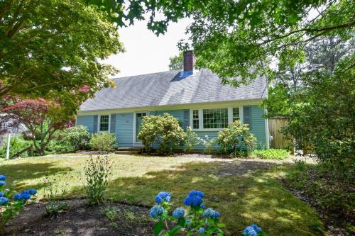 Eastham Casa | Hot Tub Central A C Dog Friendly