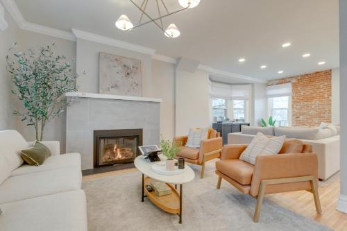 City Park West Casa | Hot Tub, Fire Pits Ideally Located Denver Home!