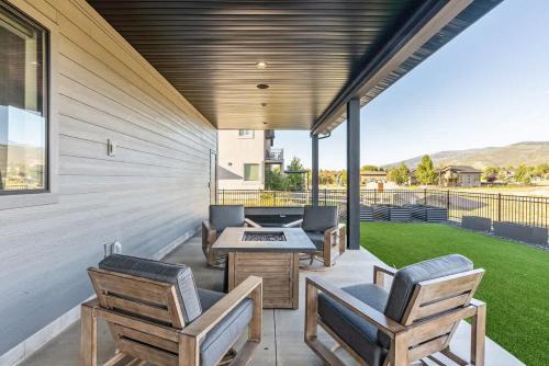 Francis Casa | Hot Tub Minutes 2 ParkCity & Jodanelle Pets are Allowed