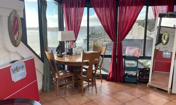 Aptos Complejo | Hot tub, Panoramic Ocean Views above 100' cliff! No overnight stays Day use only