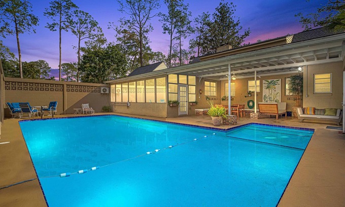 Ocala Casa | Hot tub, pool, bbq, game room near downtown