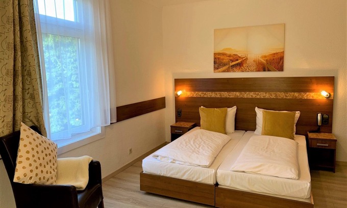 Bad Homburg v.d. Hoehe Hotel | Hotel Adler