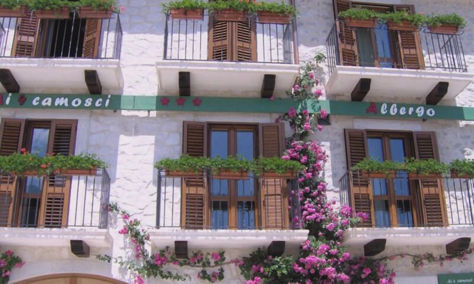 Civitella Alfedena Hotel | Hotel Ai 4 Camosci