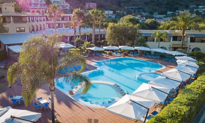 Lipari Historic Centre Hotel | Hotel Aktea