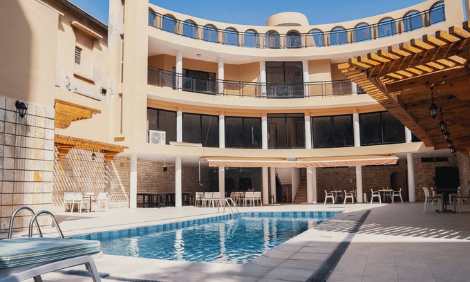 Dakar-Plateau Hotel | Hotel Al Afifa