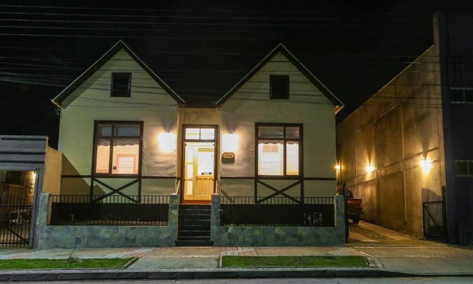 Punta Arenas Cama Y Desayuno | Hotel Albatros
