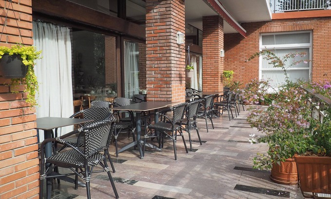 Irún Hotel | Hotel Alcázar - Irún centro