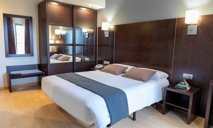 Burgos Casa | Hotel Alda Cardeña
