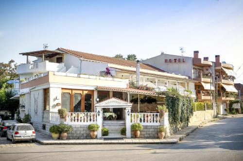 Nea Fokaia Hotel | Hotel ALEXANDROS