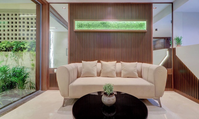 Andheri West Casa | HOTEL AMAR RESIDENCY
