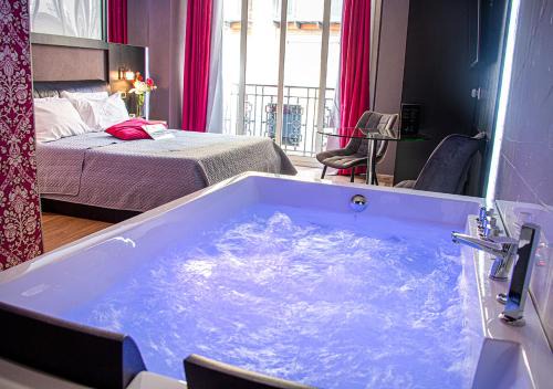 Historical Center Hotel | Hotel Angioino & Spa