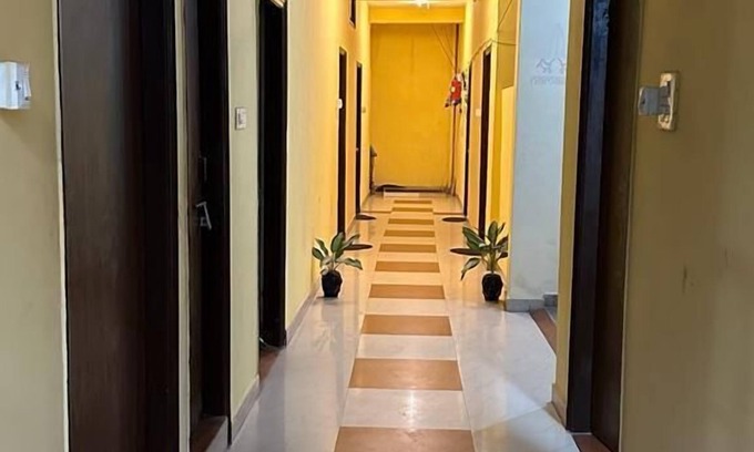 Varanasi Hotel | Hotel Aparajita