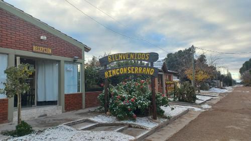 San Agustín de Valle Fértil Hotel | Hotel Rincon Serrano