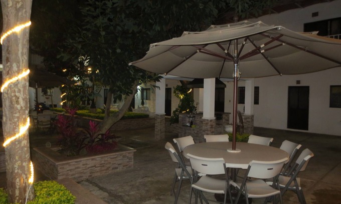 Talpa de Allende Hotel | Hotel Arboledas