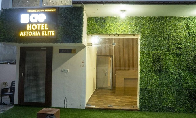 Sikandra Hotel | Hotel Astoria Elite