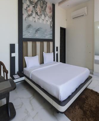 Dehradun Casa | Hotel Atyant Shubh