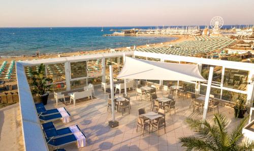 San Giuliano a Mare Hotel | Hotel Baia Imperiale