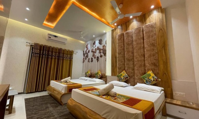 Abu Road Hotel | Hotel Bhagya Laxmi