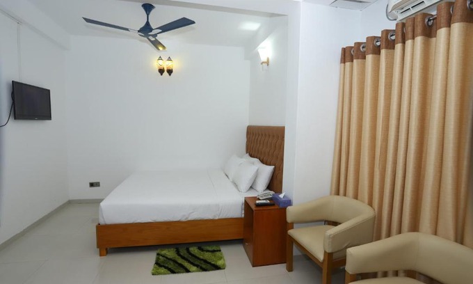 Uttara Hotel | Hotel Blue Castle