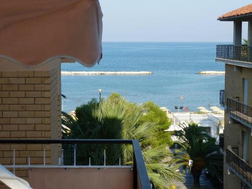 San Benedetto del Tronto Hotel | Hotel Bologna