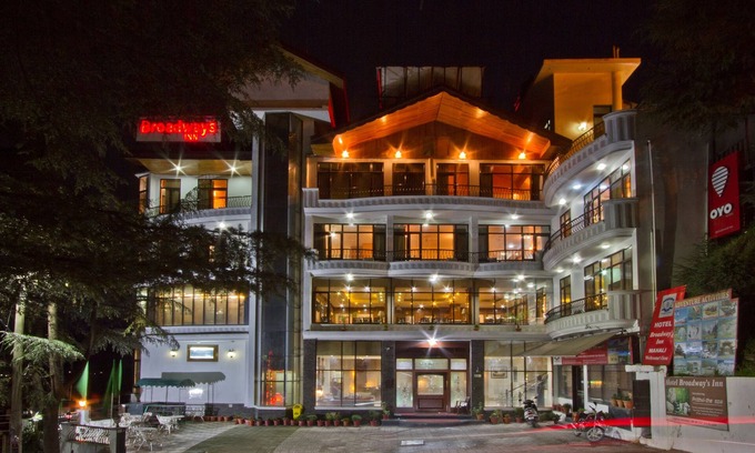 Manali Hotel | Hotel Broadways Inn