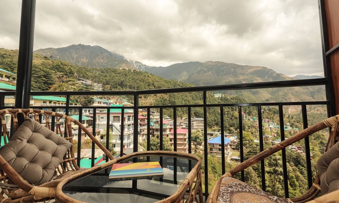 Dharamshala Hotel | Hotel Buddha's Abode- Best Hotel in McleodGanj Main Market