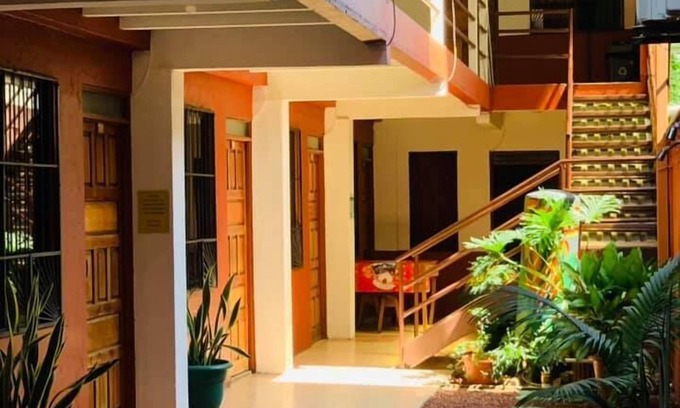 Jacó Hotel | Hotel Cabinas Jacomar