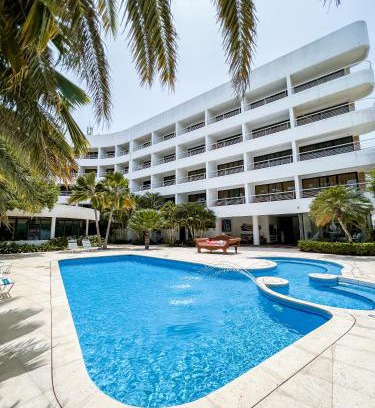 Margarita Island Hotel | Hotel California Playa El Yaque