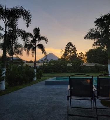 La Fortuna Cabina | Hotel Campestre Arenal