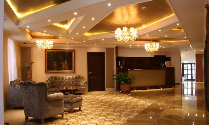 Gyor Hotel | Hotel Capitulum