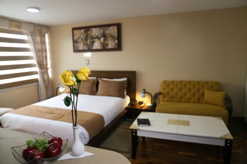 La Colón Hotel | Hotel Carolina Montecarlo