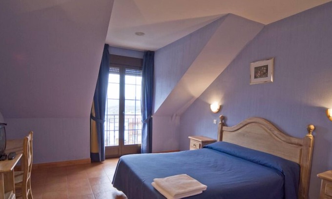 Cadalso de los Vidrios Hotel | Hotel Casa Moncho