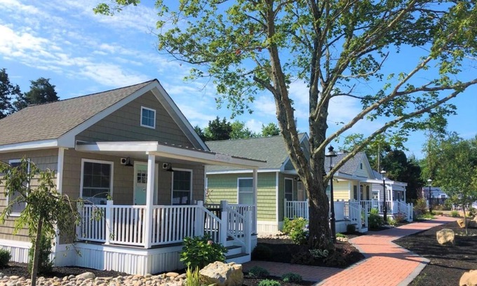 Lower Township Casa | Hotel - Coastal Suites Cape May [13, Double Queen]