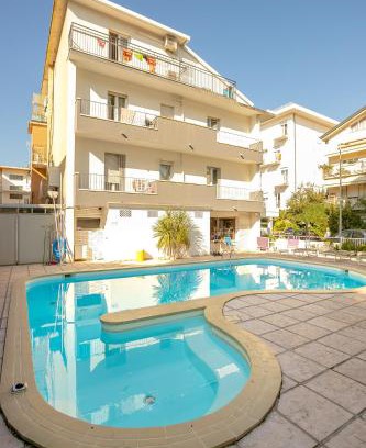 Fogliano Marina Hotel | Hotel Consul Dipendenza "la Plata" con piscina