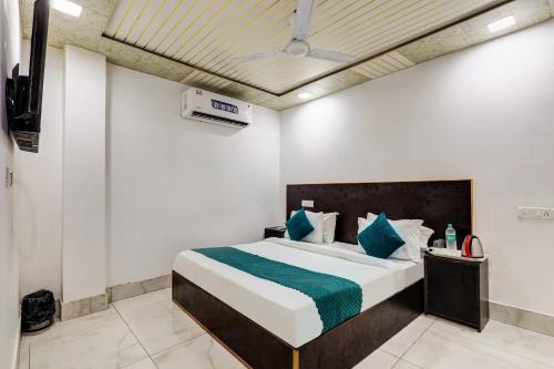 New Delhi Hotel | Hotel Corner View