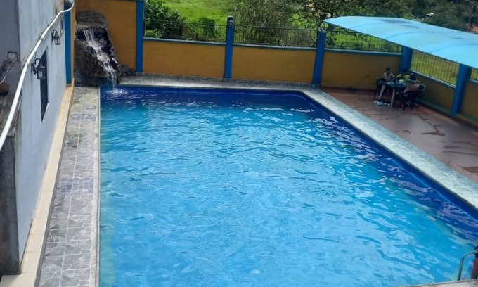 Pedro Vicente Maldonado Hotel | Hotel Cristal Azul