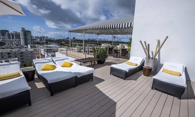 Mid Beach Hotel | Hotel Croydon