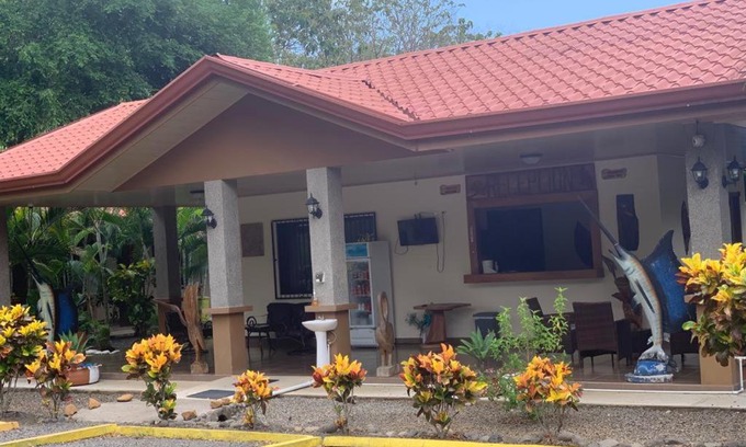 Tarcoles Hotel | Hotel D’Lucia