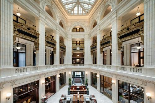 Downtown Detroit Hotel | Hotel David Whitney, Autograph Collection