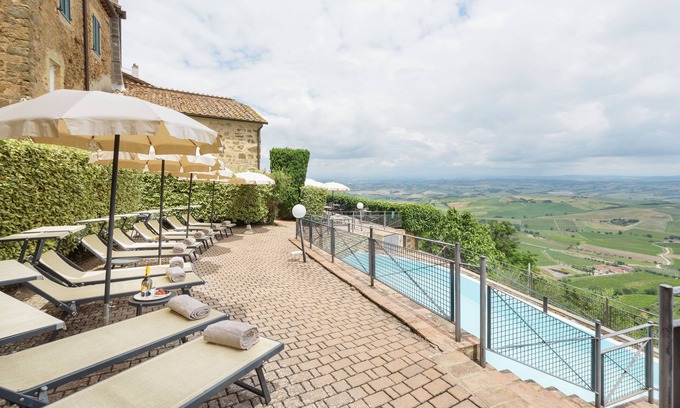 Montalcino Hotel | Hotel Dei Capitani