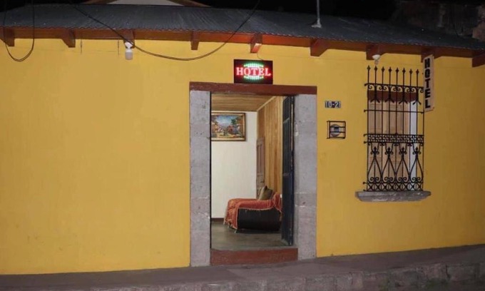Quetzaltenango Casa | Hotel del Ferrocarril