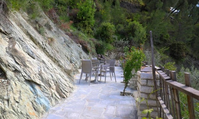 Berat Hotel | Hotel Demaj