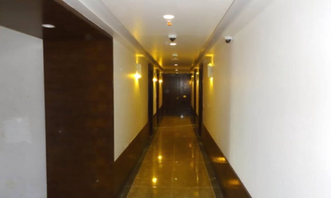 Ellis Bridge Hotel | HOTEL DEV AADI